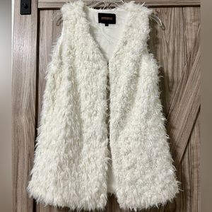Shaggy Faux Fur Vest by AMBIANCE Outerwear SZ S